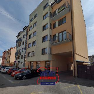 Pronájem parkovacího místa 15 m² České Budějovice, Resslova