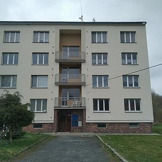Pronájem bytu 4+1 80 m&sup2; Poustka