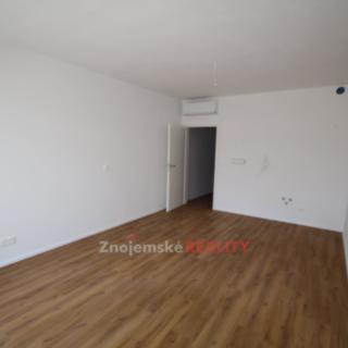 Pronájem bytu 1+kk, garsoniery 29 m² Znojmo