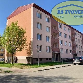 Pronájem bytu 2+1 57 m² Chropyně, Nádražní