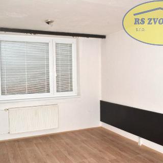 Pronájem bytu 1+kk a garsoniéry 28 m² Kroměříž, Oskol