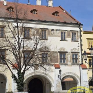 Prodej rodinného domu 2 800 m² Kroměříž, Velké náměstí