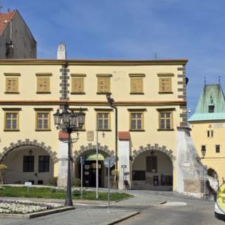 Prodej rodinného domu 1 033 m² Kroměříž, Velké náměstí