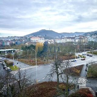 Prodej bytu 2+1 59 m² Karlovy Vary, Hybešova