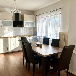 Prodej rodinného domu 160 m² Karlovy Vary, Revoluční