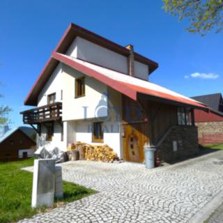Prodej rodinného domu 221 m² Boží Dar