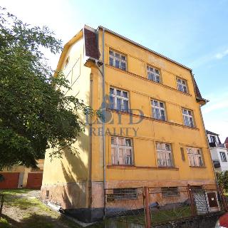 Prodej činžovního domu 442 m² Dalovice, Májová