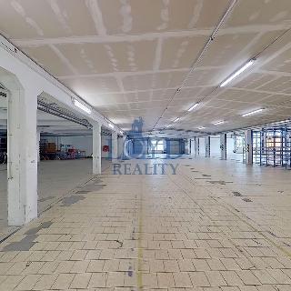 Pronájem skladu 1 777 m² Karlovy Vary, Závodu míru