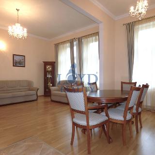 Prodej bytu 2+1 67 m² Karlovy Vary, Sadová