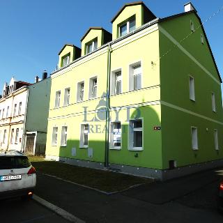 Prodej bytu 3+kk 54 m² Karlovy Vary, Na Průhoně