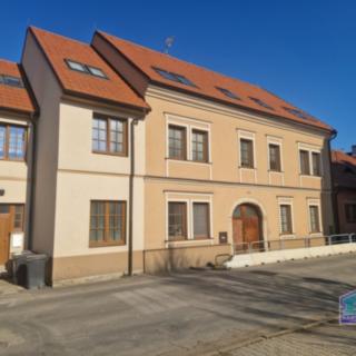 Prodej bytu 2+kk 49 m² Stříbro, Husova