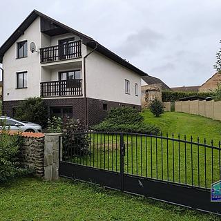 Prodej rodinného domu 173 m&sup2; Hrádek