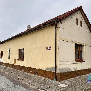 Prodej rodinného domu 80 m² Kostomlaty nad Labem