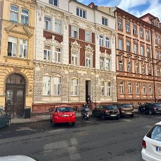 Pronájem bytu 2+1 71 m² Děčín