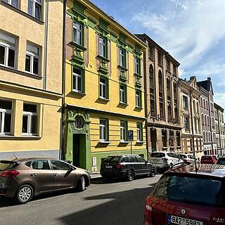 Pronájem bytu 2+1 47 m&sup2; Děčín