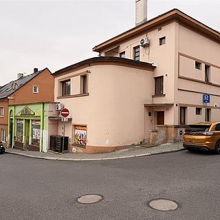 Prodej činžovního domu 449 m&sup2; Benešov nad Ploučnicí