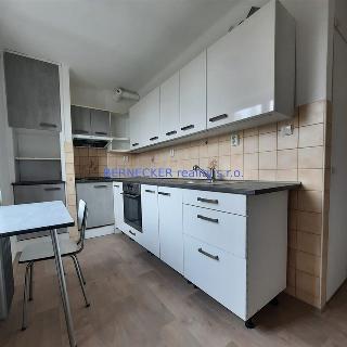 Pronájem bytu 3+1 67 m² Jaroměř, Smetanova