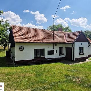 Prodej rodinného domu 135 m&sup2; Černíny