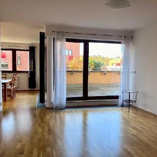 Pronájem bytu 4+1 139 m² Praha