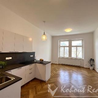 Pronájem bytu 3+kk 79 m² Praha, Varšavská