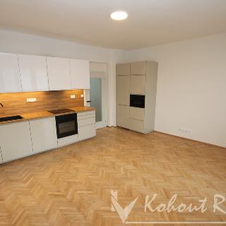 Prodej bytu 4+kk 75 m² Praha, Ořechová