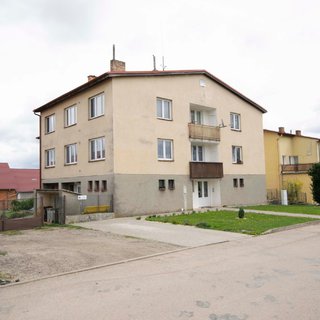 Prodej bytu 3+1 64 m² Dříteň