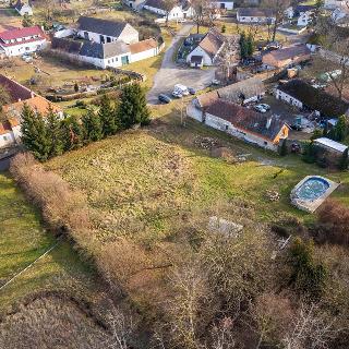 Prodej stavební parcely 1 915 m² Čejetice