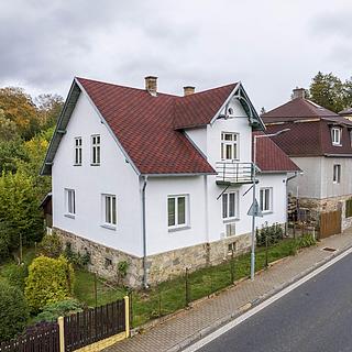 Prodej rodinného domu 90 m&sup2; Zdíkov