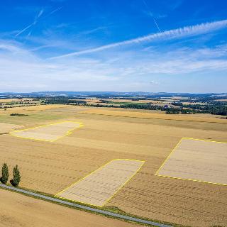 Prodej zemědělské půdy 78 225 m² Mirovice