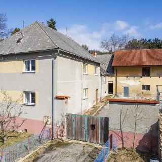 Prodej dvougeneračního domu 270 m² Ktiš