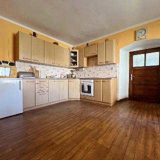 Pronájem chalupy 72 m² Maňovice