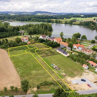 Prodej stavební parcely 1 978 m² Tchořovice