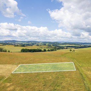 Prodej stavební parcely 2 000 m² Milejovice