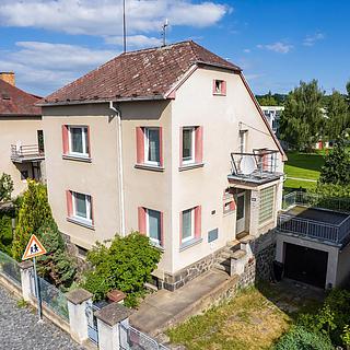 Prodej dvougeneračního domu 121 m² Strakonice