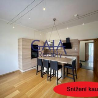 Pronájem bytu 3+kk 70 m² Hodonín, Národní Třída