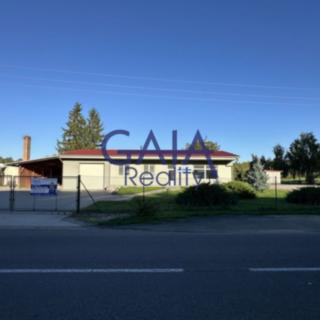 Pronájem obchodu 597 m&sup2; Louka