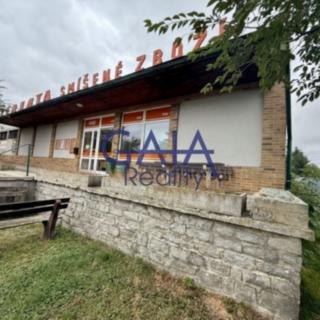 Prodej obchodu 268 m&sup2; Dešná