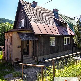 Prodej rodinného domu 130 m&sup2; Vrchlabí