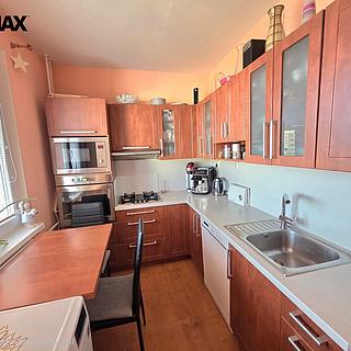 Pronájem bytu 2+1 54 m&sup2; Bruntál