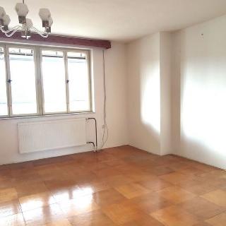 Prodej bytu 4+1 96 m² Bruntál, Seifertova