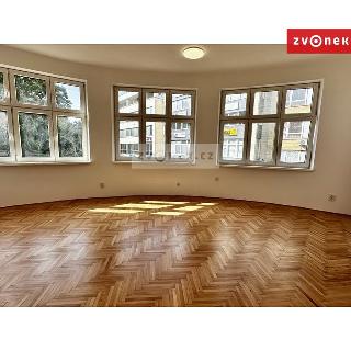 Pronájem kanceláře 35 m² Zlín, 