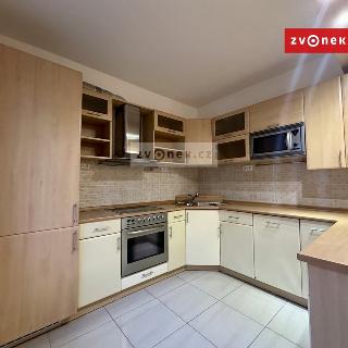 Pronájem bytu 3+kk 89 m² Zlín, Havlíčkovo nábřeží