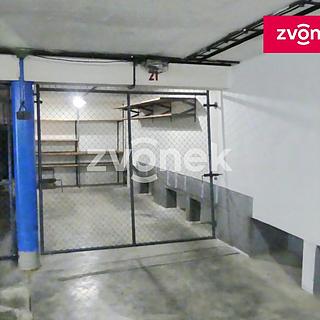 Pronájem garáže 16 m&sup2; Zlín