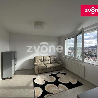 Pronájem bytu 2+1 45 m² Zlín, Budovatelská