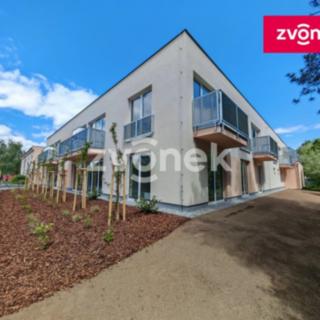 Pronájem bytu 1+kk a garsoniéry 37 m² Otrokovice, Komenského
