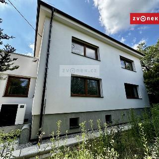 Prodej rodinného domu 243 m² Fryšták