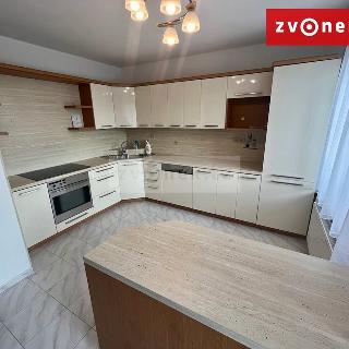 Pronájem rodinného domu 260 m² Zlín, Horní Vršava VII