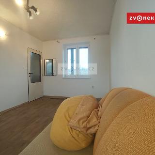 Pronájem bytu 1+kk a garsoniéry 28 m² Hulín, 