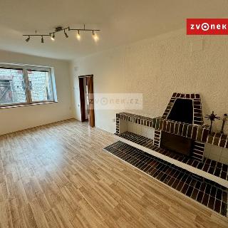 Prodej bytu 1+kk a garsoniéry 30 m² Tlumačov, Metlov