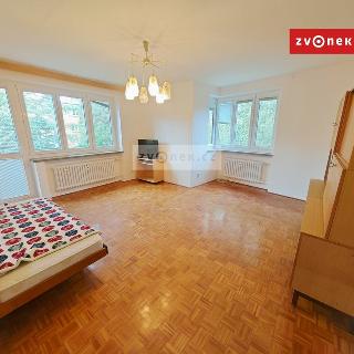 Pronájem bytu 3+1 72 m² Zlín, Obeciny XVII